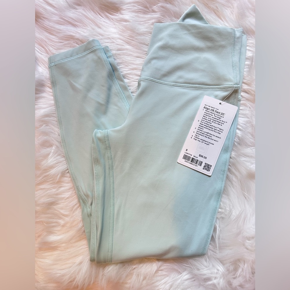 Lululemon delicate mint 25 inch align leggings.